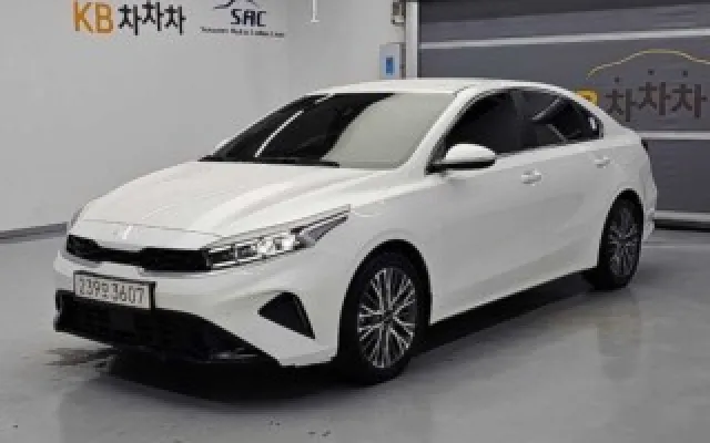 수원준중형차중고 더뉴 K3 2세대 1.6 가솔린 노블레스 매물 사진 16 - 2022/06 47,205km